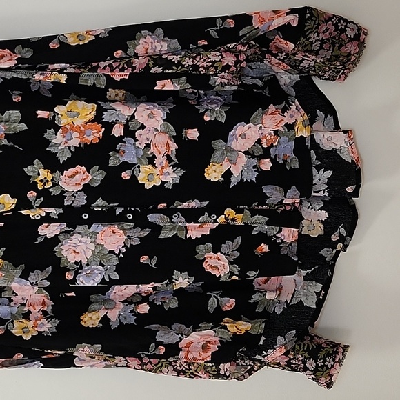 Free People Hold On To Me black floral mixed media button-down blouse Size XS - Picture 8 of 16
